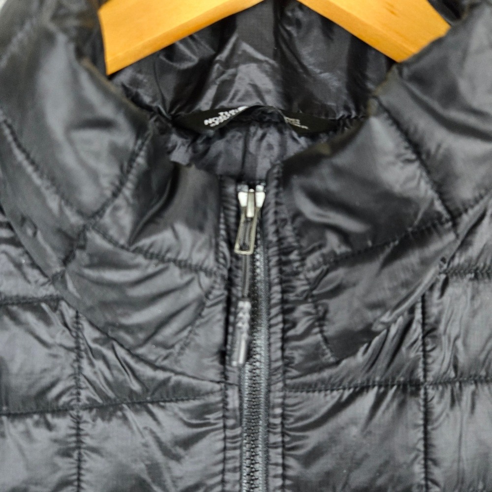 The North Face Thermoball Eco Vest Mens XXL Black Quilted Puffer Gorpcore Hiking - Picture 5 of 16